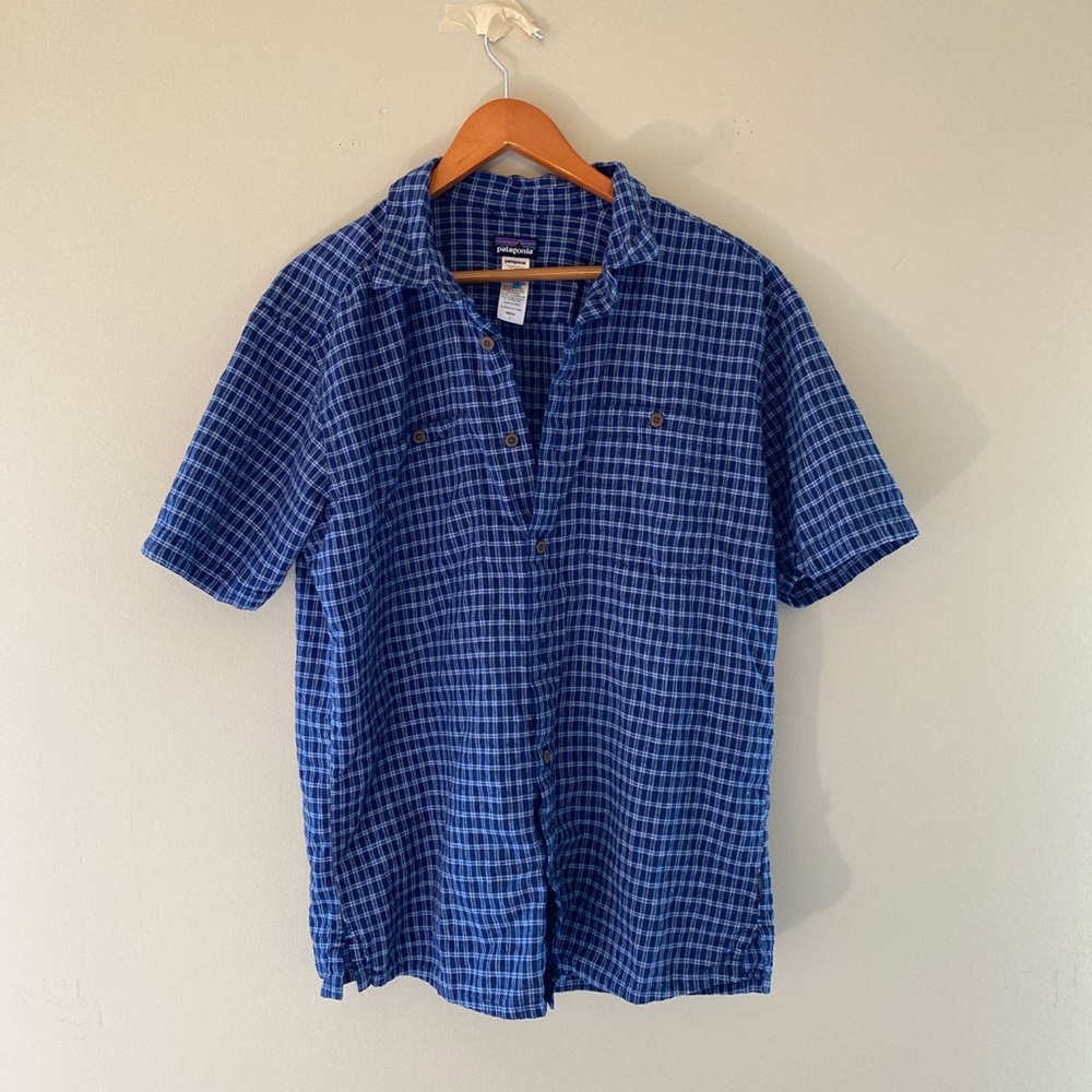 men Patagonia blue button up shirt